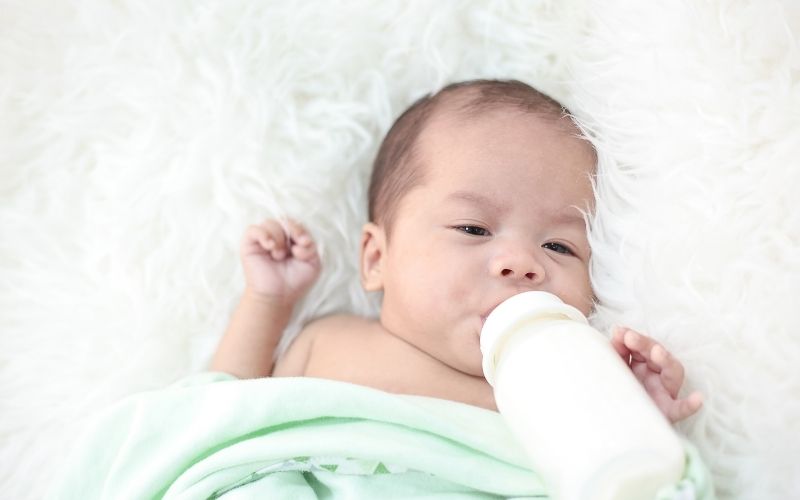 Thông tin cần biết khi cai sữa cho bé
