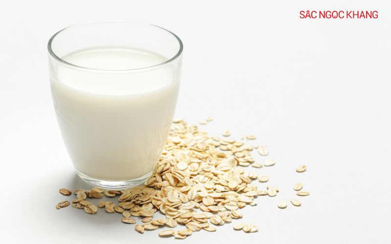 Mặt nạ sữa tươi và yến mạch
