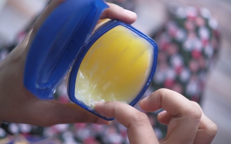vaseline dưỡng mi mua ở đâu