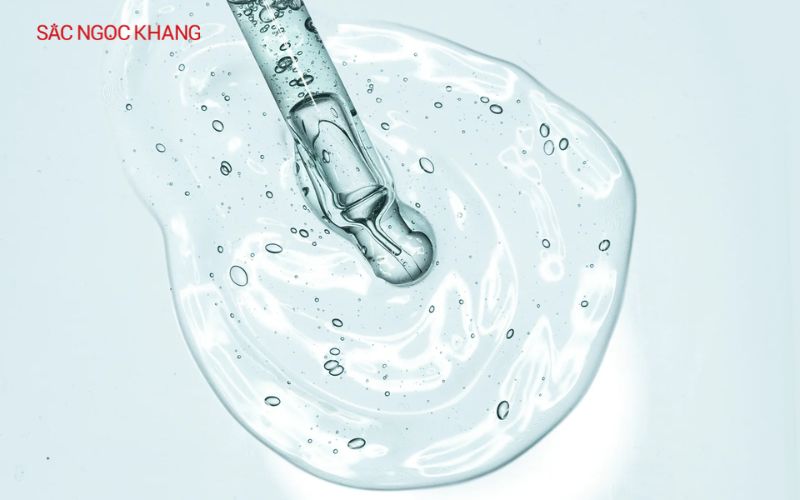 Ectoin được sử dụng để dưỡng ẩm, bảo vệ da khỏi tác hại của môi trường và chống lão hóa da